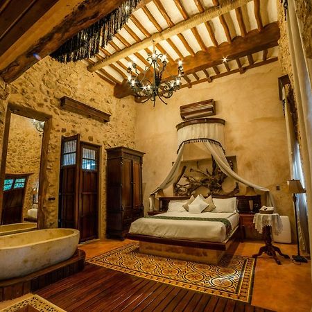 La Casa Del Encomendero Hotel Valladolid  Kültér fotó